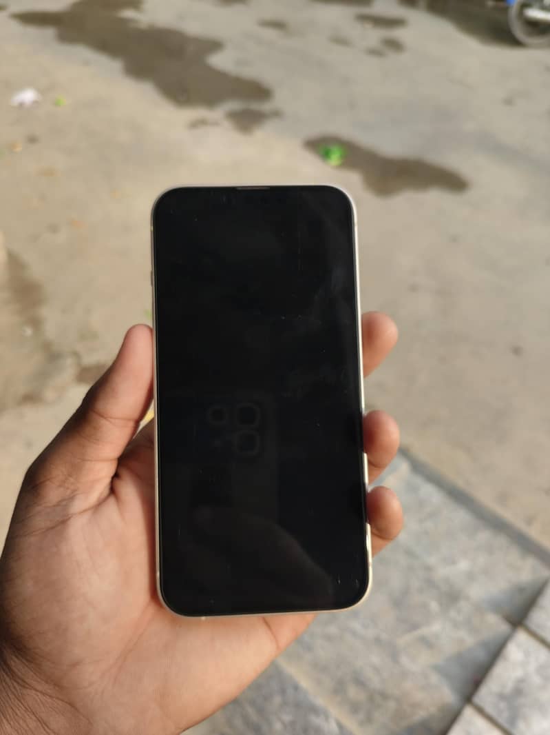 Apple iPhone 14 2