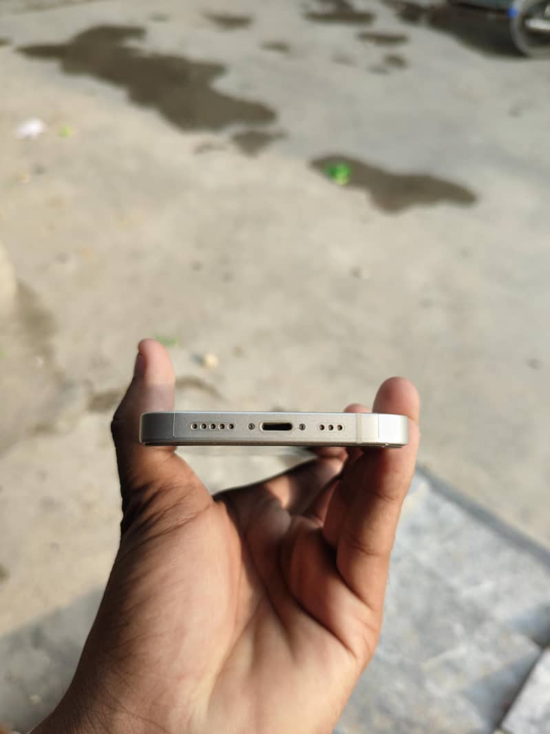 Apple iPhone 14 5