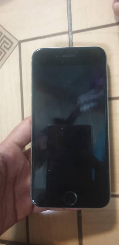 Apple iPhone 6