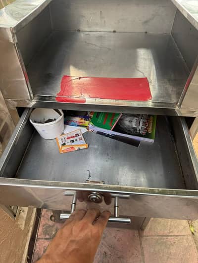 Restaurant Steel Table, Cash Counter Steel