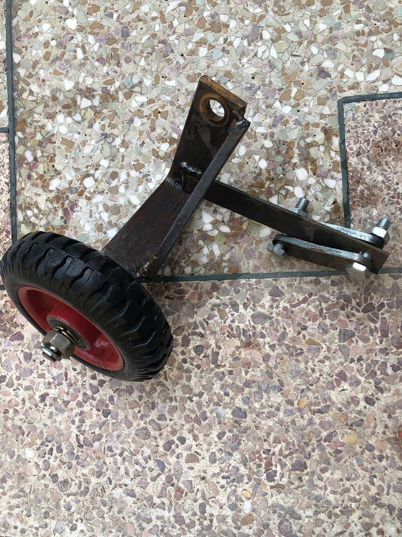training wheel 1