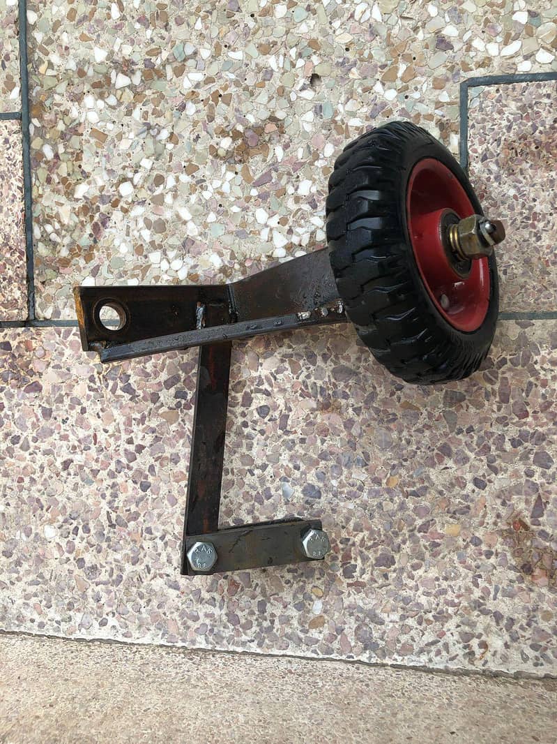 training wheel 2