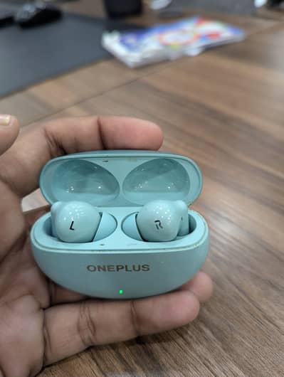 Original OnePlus Nord Buds 3 Pro – Excellent Condition