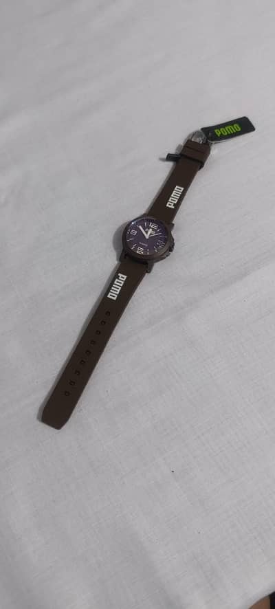 POMO Analog Wristwatch – Black Dial / Brown Strap