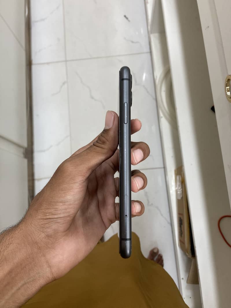 Apple iPhone 11 1