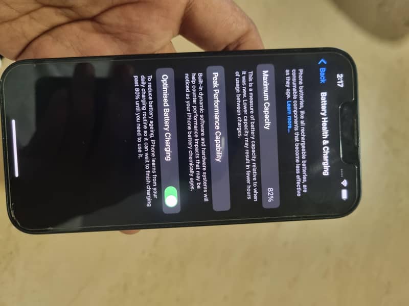 Apple iPhone 13 6