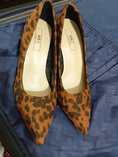 Branded shoes from Mark & spensor