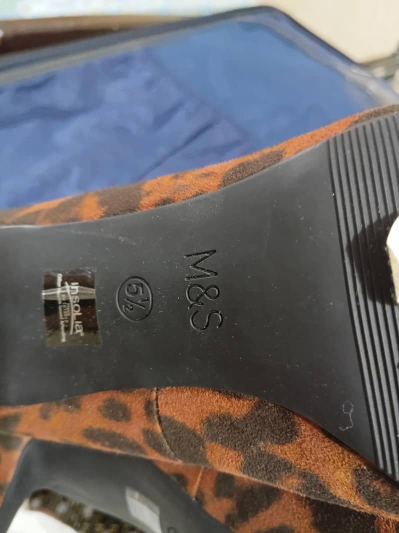Branded shoes from Mark & spensor 1