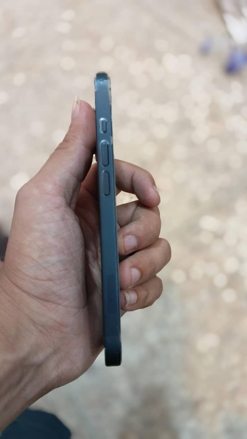 Apple iPhone 14 7