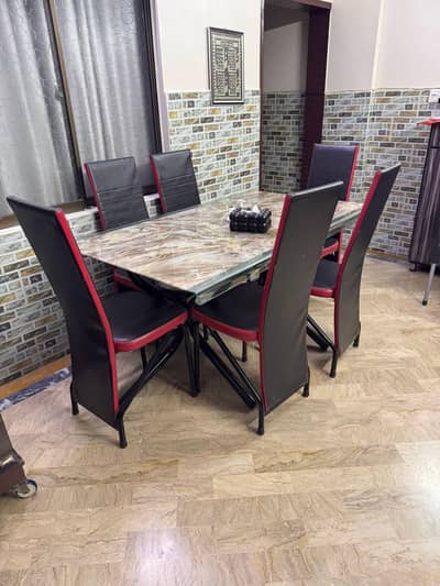 Home Used Dining Table 6 Seaters