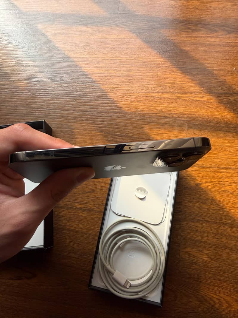 Apple iPhone 13 Pro 6
