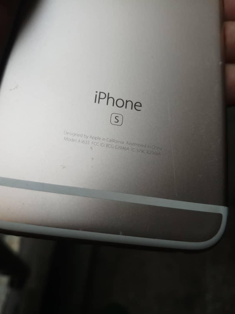 Apple iPhone 6S 2