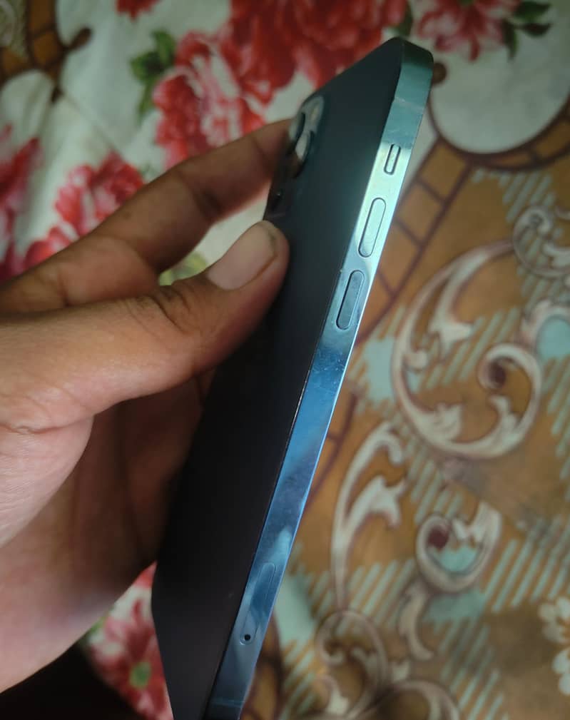 Apple iPhone 12 Pro 5