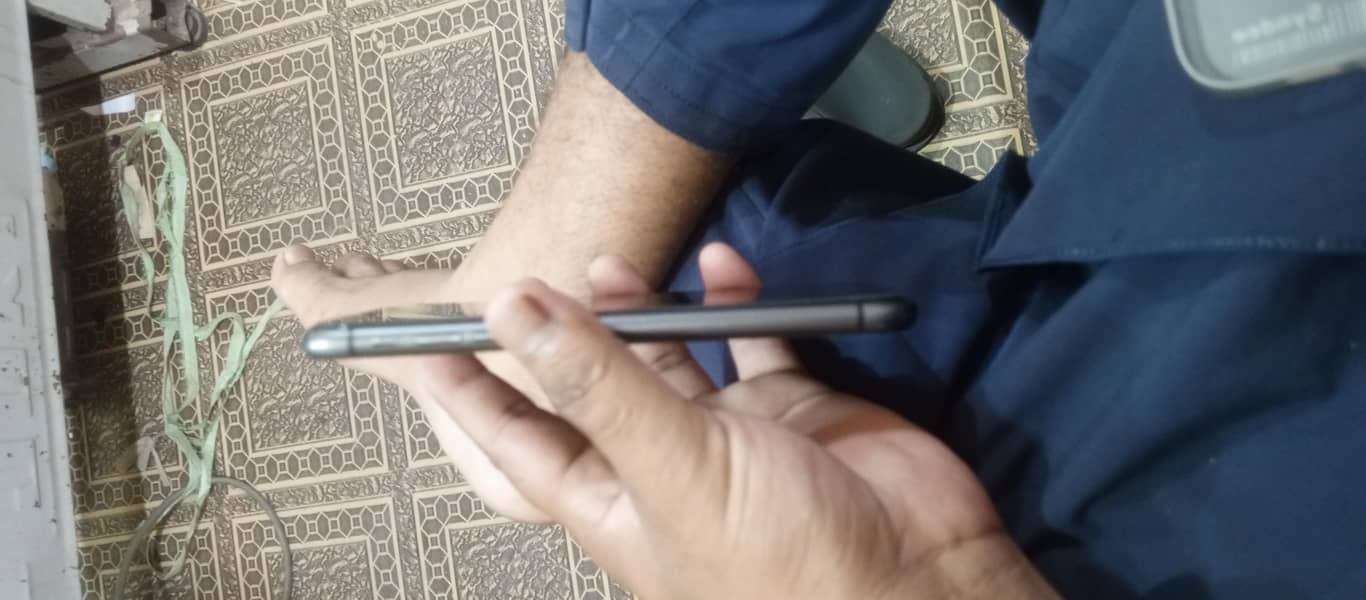Apple iPhone 11 2