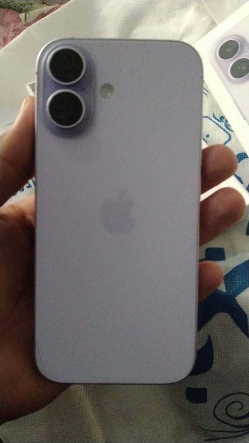 Apple iPhone 17 1