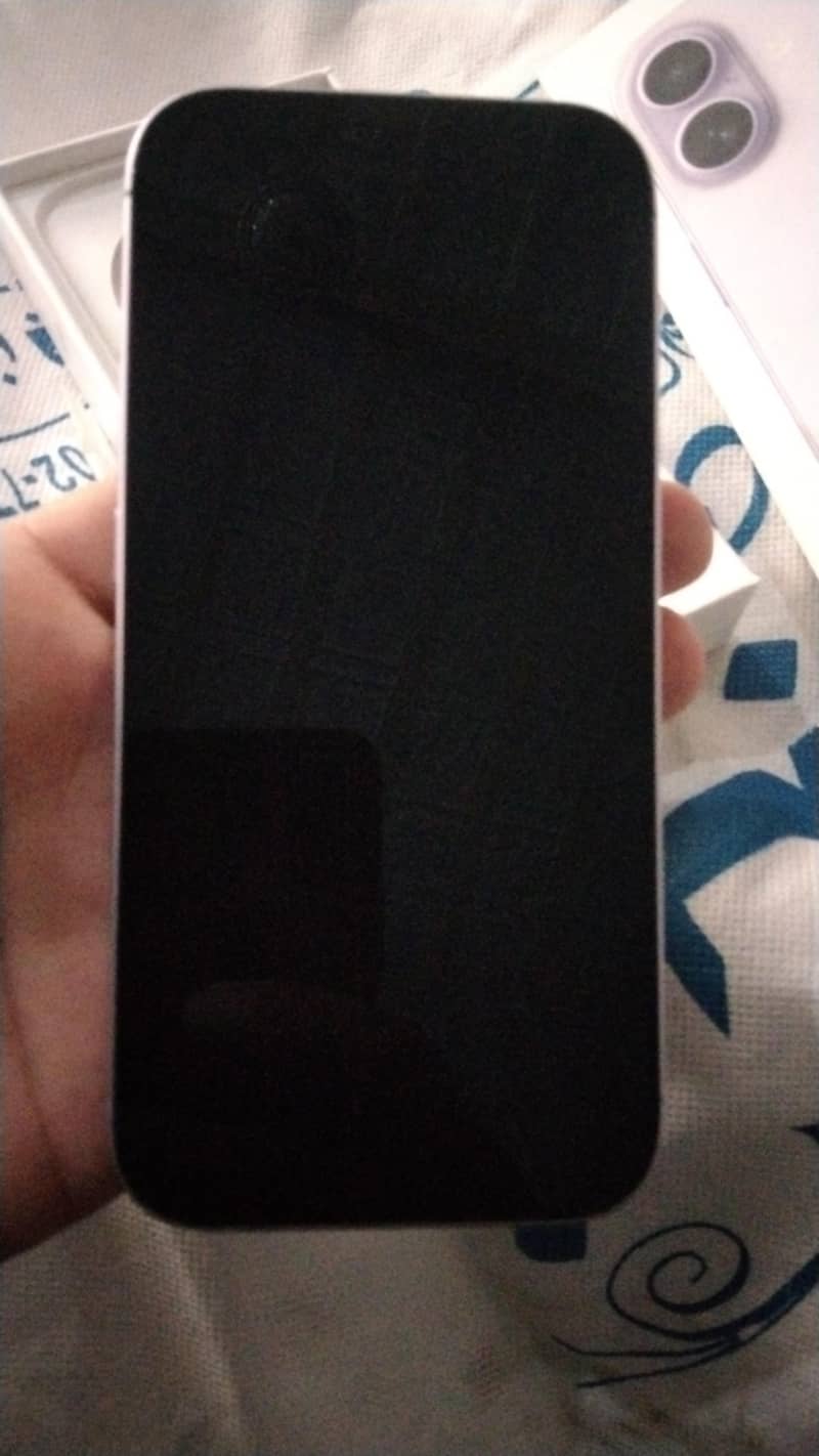 Apple iPhone 17 5