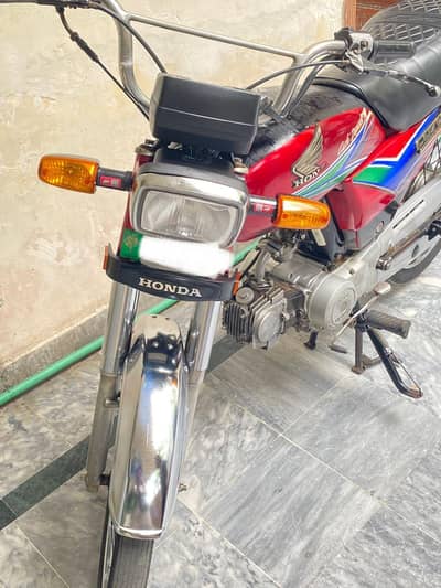 Honda cd70 2013. . Perfectly working engine. . Total genuine bike