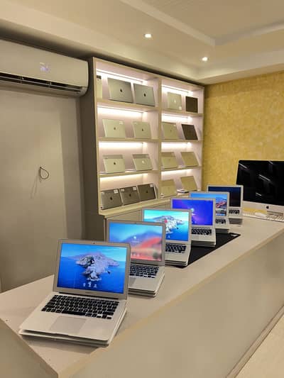 MacBook Pro 2017 15” i7 16gb ram 512gb  4gb graphic | 2016…2019…2018