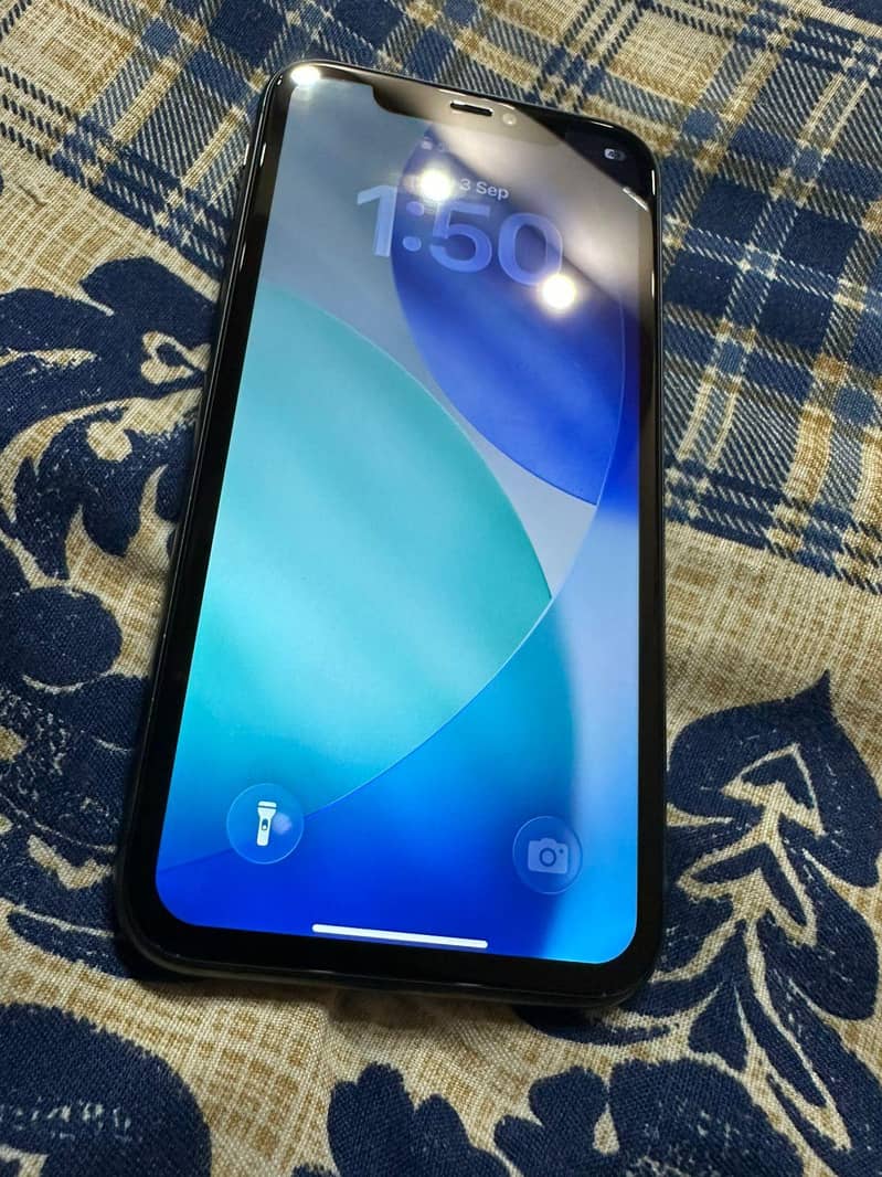 Apple iPhone 11 3