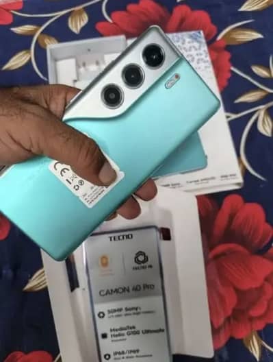Tecno CAMON 40 Pro