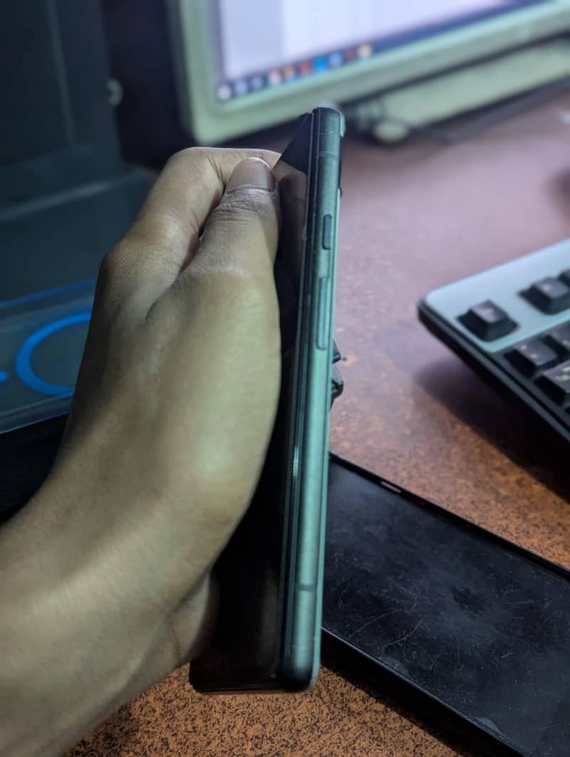 Google Pixel 6a 3