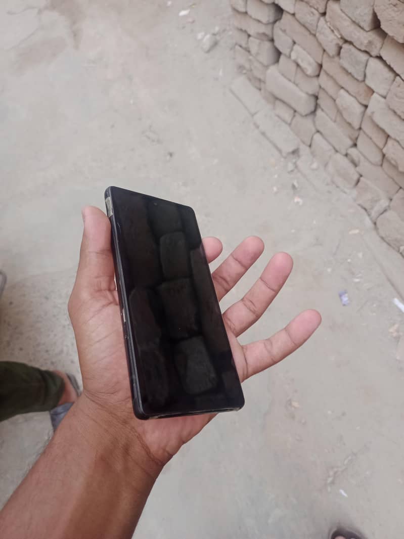 Google Pixel 6a 5