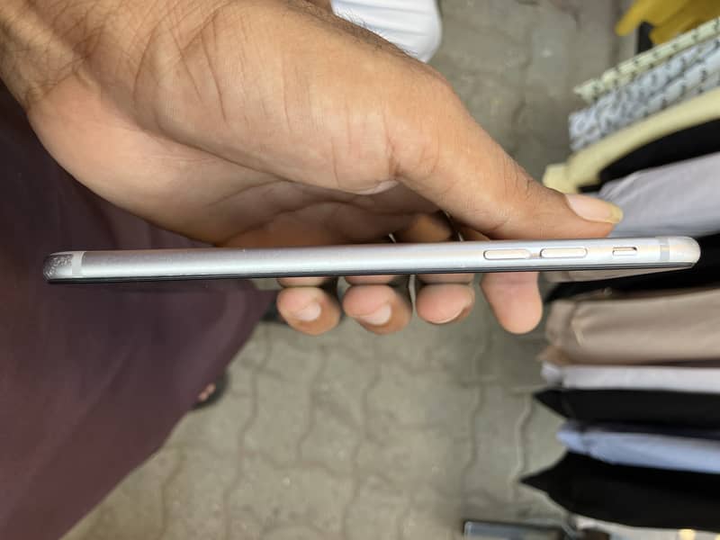 Apple iPhone 6S Plus 3