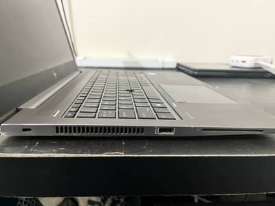HP ZBOOK 15U G5 Core I7 8th Gen 16GB RAM - 512GB SSD 2GB GRAPHIC