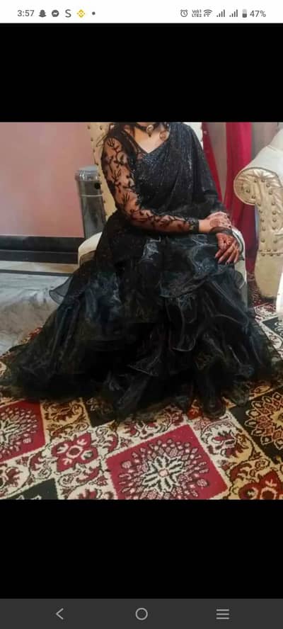 Black frill Sarree