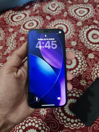 Apple iPhone 12