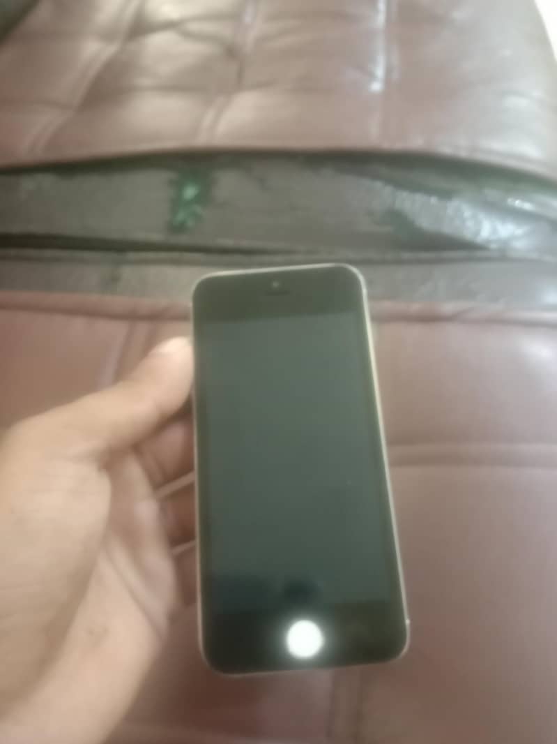 Apple iPhone 5s 1