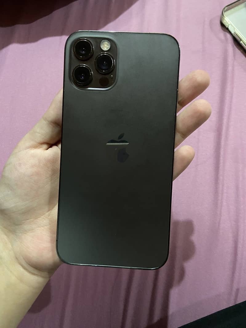 Apple iPhone 12 Pro 4