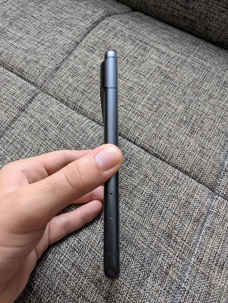Google Pixel 8 2