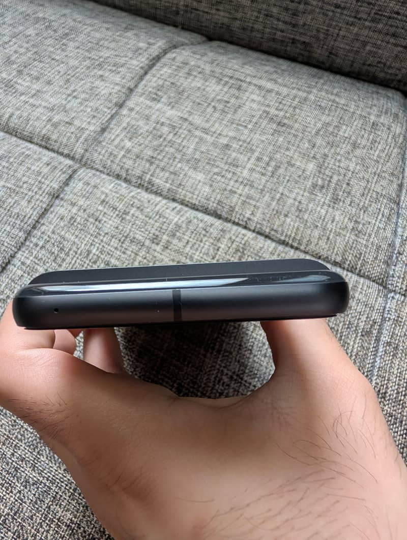 Google Pixel 8 5