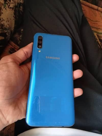 Samsung Mobile A50