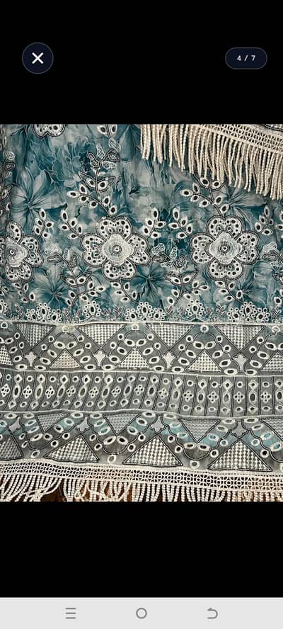  Pre-Loved Embroidered Kurti – Elegant & Stylish 
