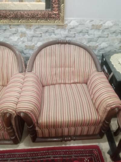 5 seater sofa set for sale in gulberg city Sargodha