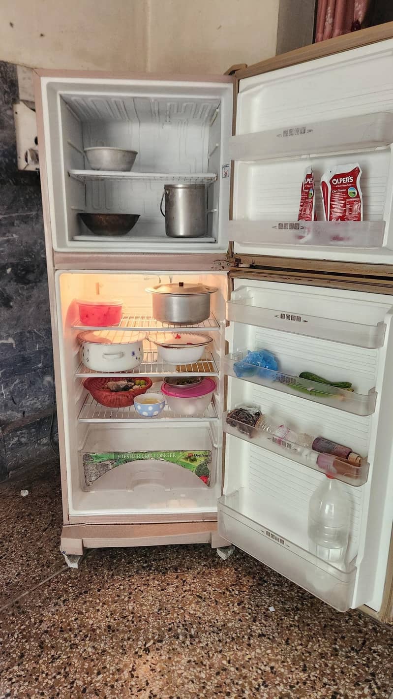 Dawlance fridge 1