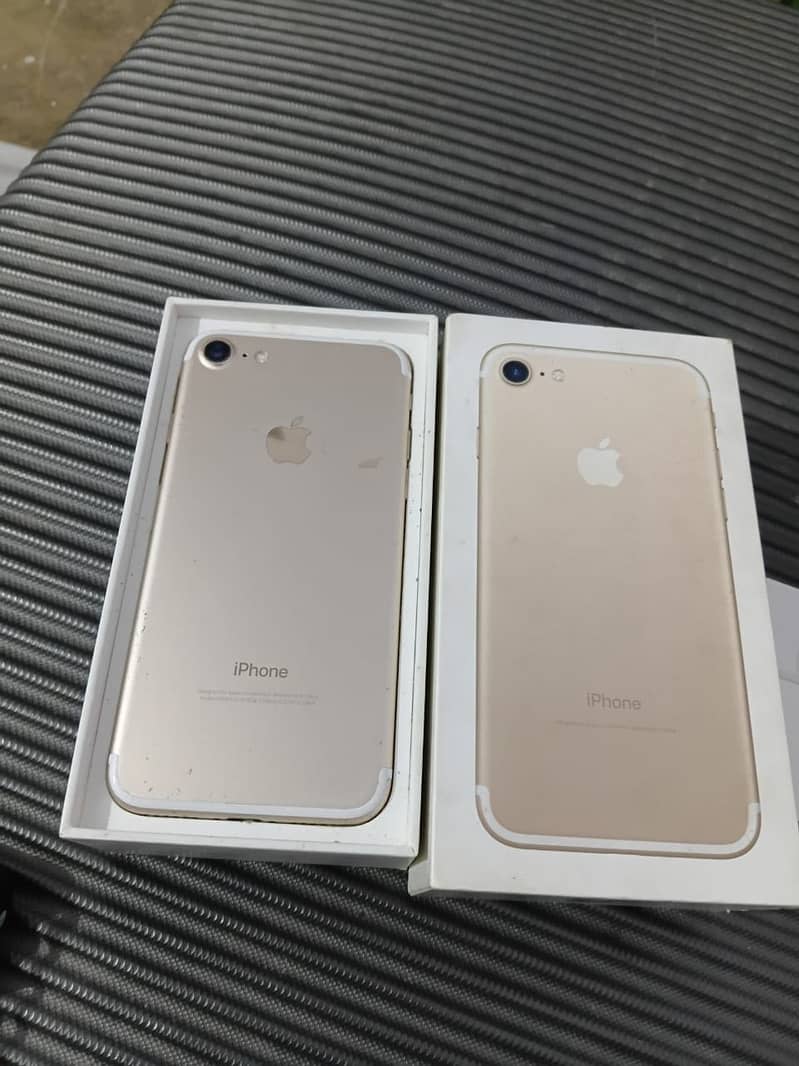 Apple iPhone 7 2