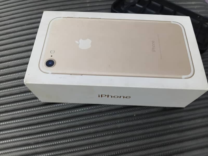 Apple iPhone 7 6