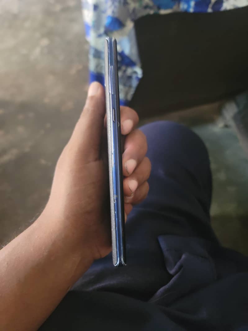 Samsung Mobile Note 9 5