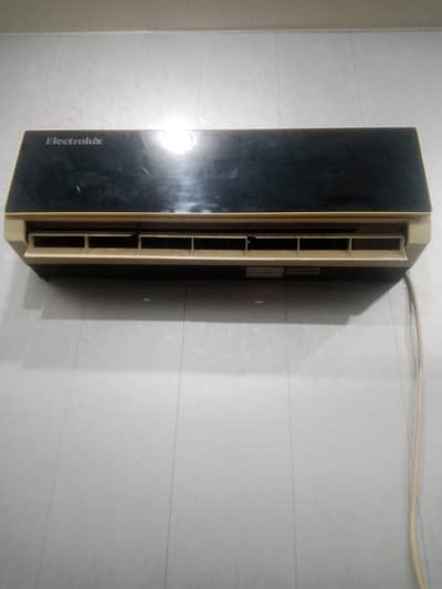 used non inverter air conditioner