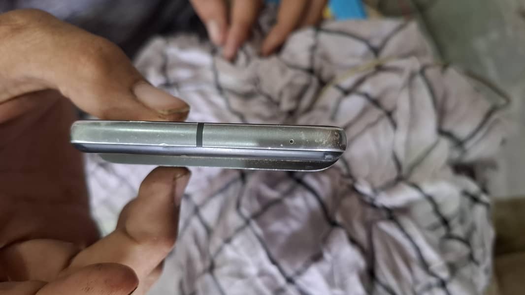 Google Pixel 7 5