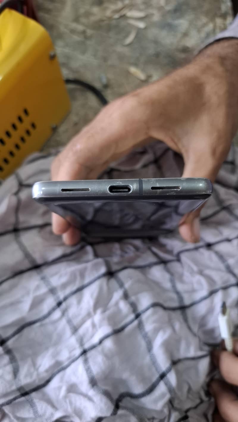 Google Pixel 7 6