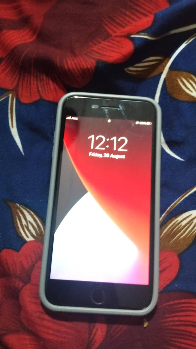 Apple iPhone 7 Plus 2