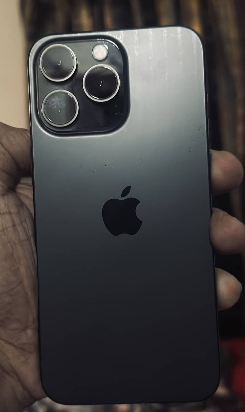 Apple iPhone 15 Pro Max 0