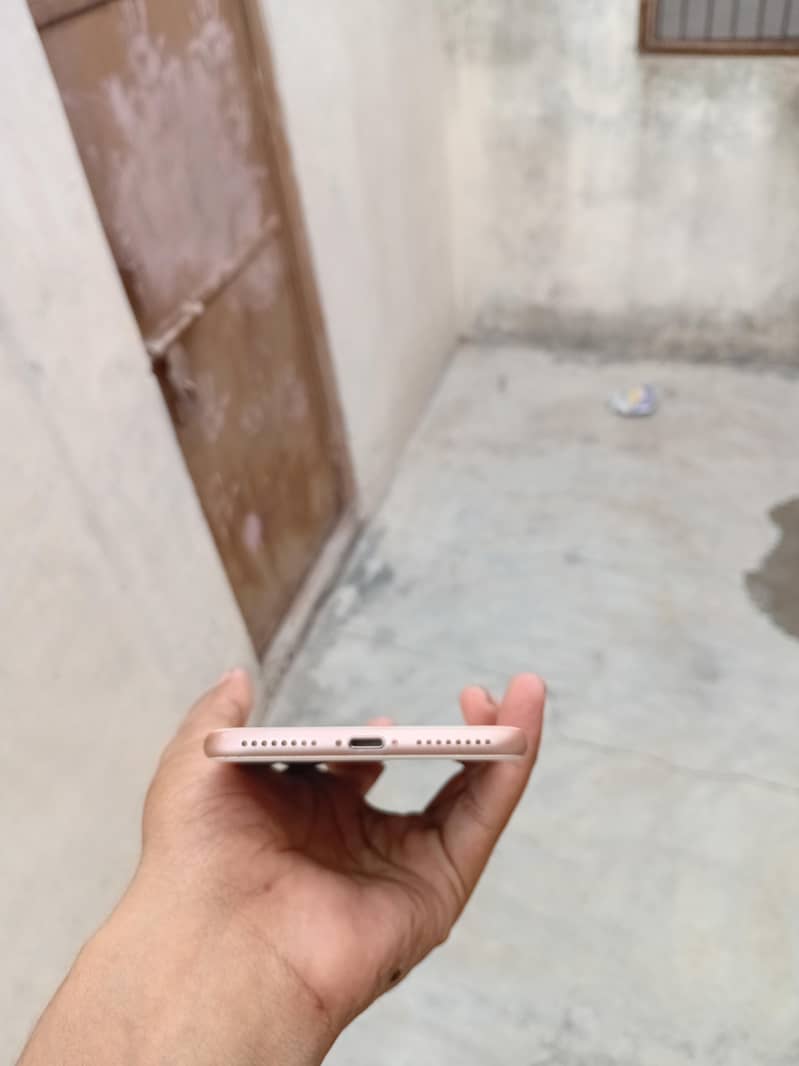 iPhone 8 Plus 8