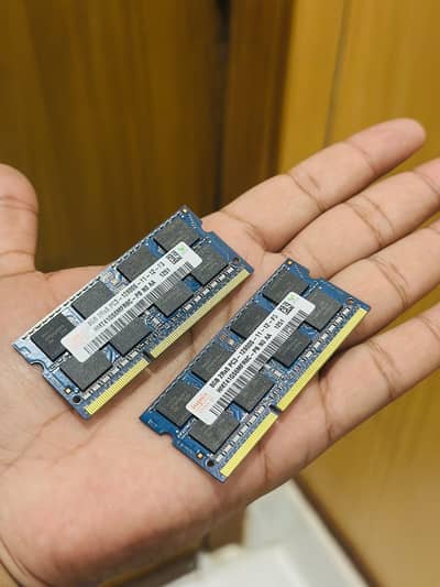 Hynix 8GB PC3 DDR3 Laptop RAM