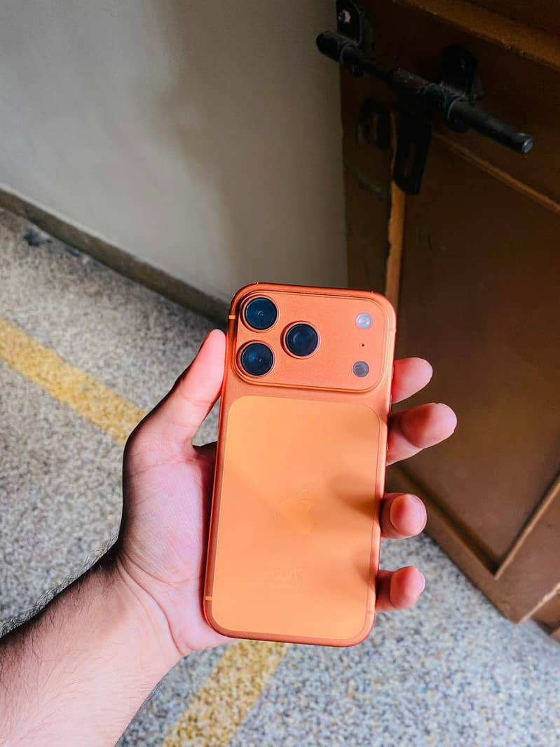Apple iPhone 17 Pro 4