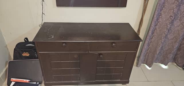 dressing table for sale in New condition